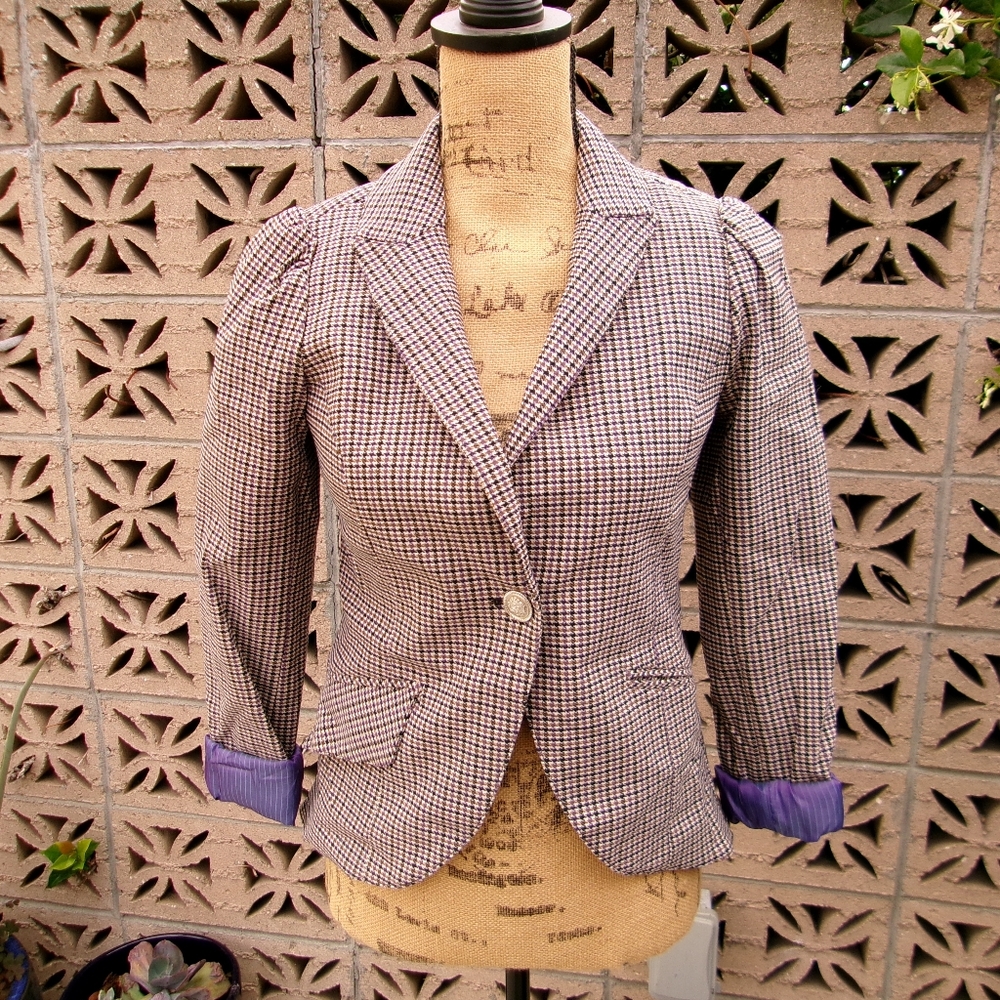 Chic Women's Houndstooth Blazer with Purple Accents